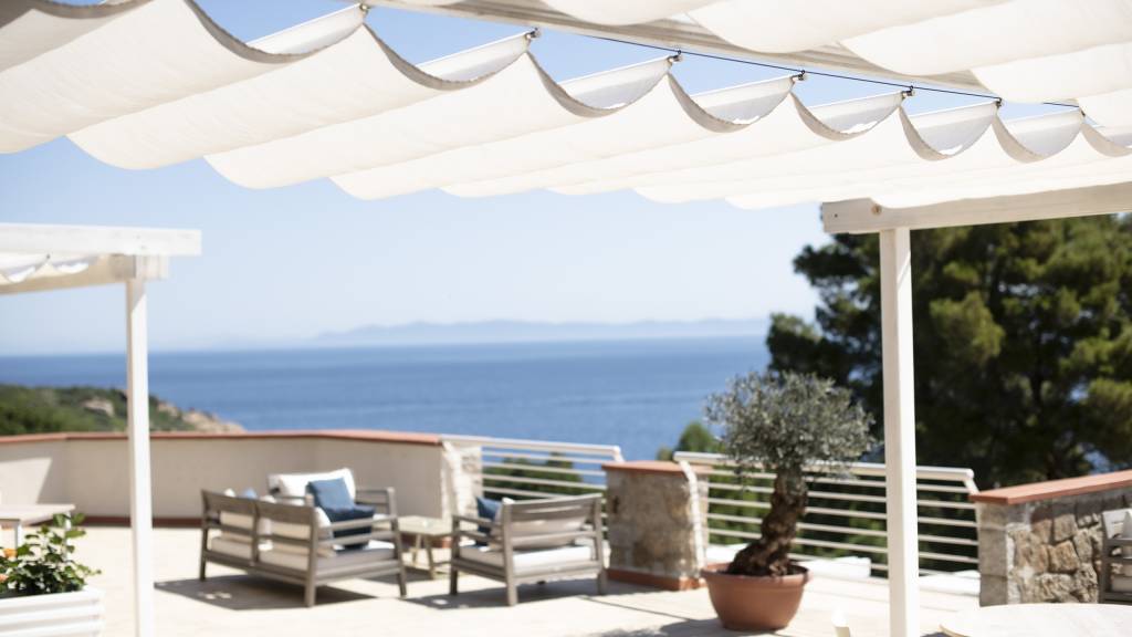 dettaglio--terrazza--alta--2--Hotel-Arenella-Giglio