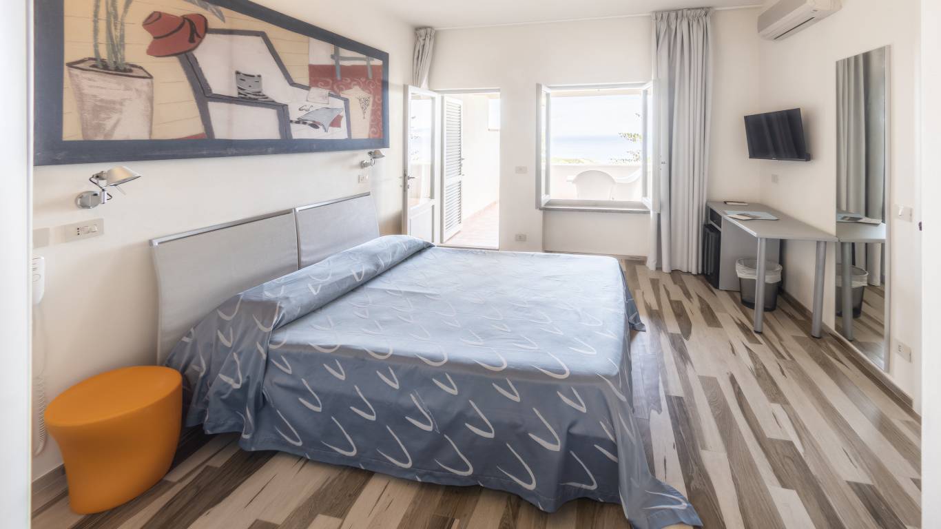 depanadance--Hotel-Arenella-Giglio