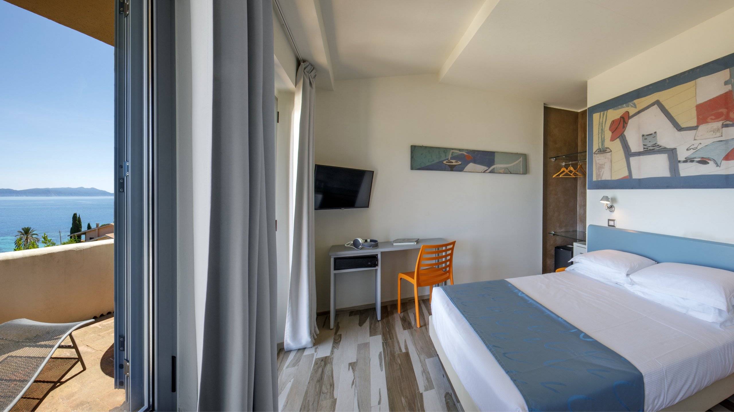 Hotel-Arenella-Isola-del-giglio-2026-Camera-Superior-vista-mare-DEP1